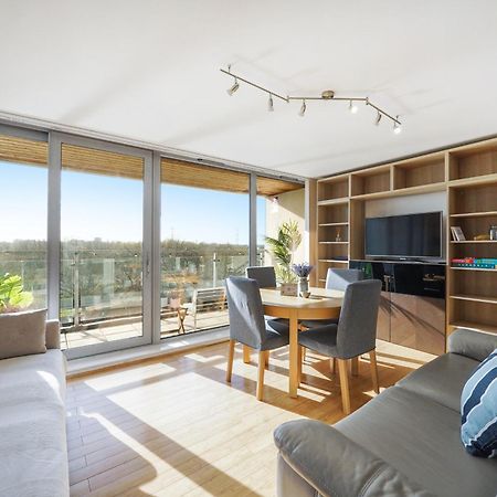 City Riverside - 2 Bedroom & Free Parking Баркінг Екстер'єр фото