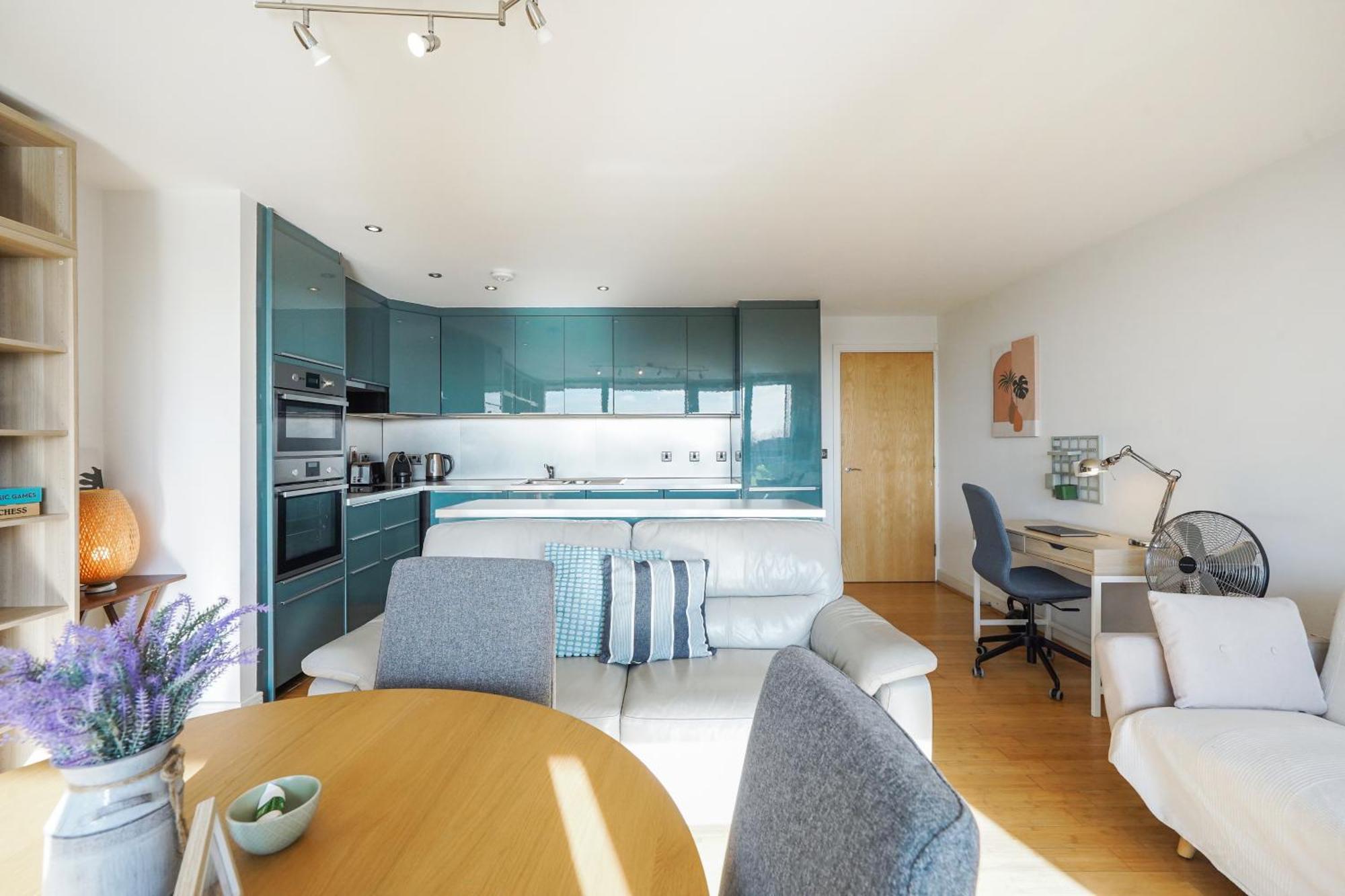 City Riverside - 2 Bedroom & Free Parking Баркінг Екстер'єр фото