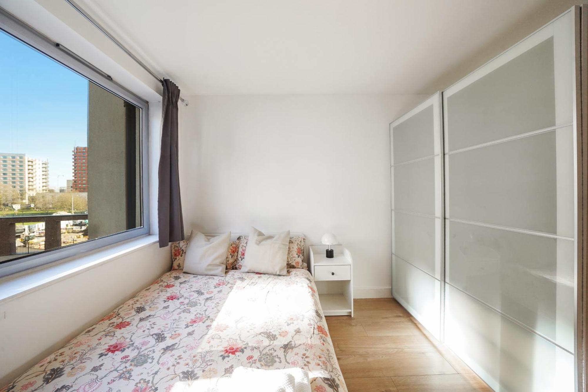 City Riverside - 2 Bedroom & Free Parking Баркінг Екстер'єр фото