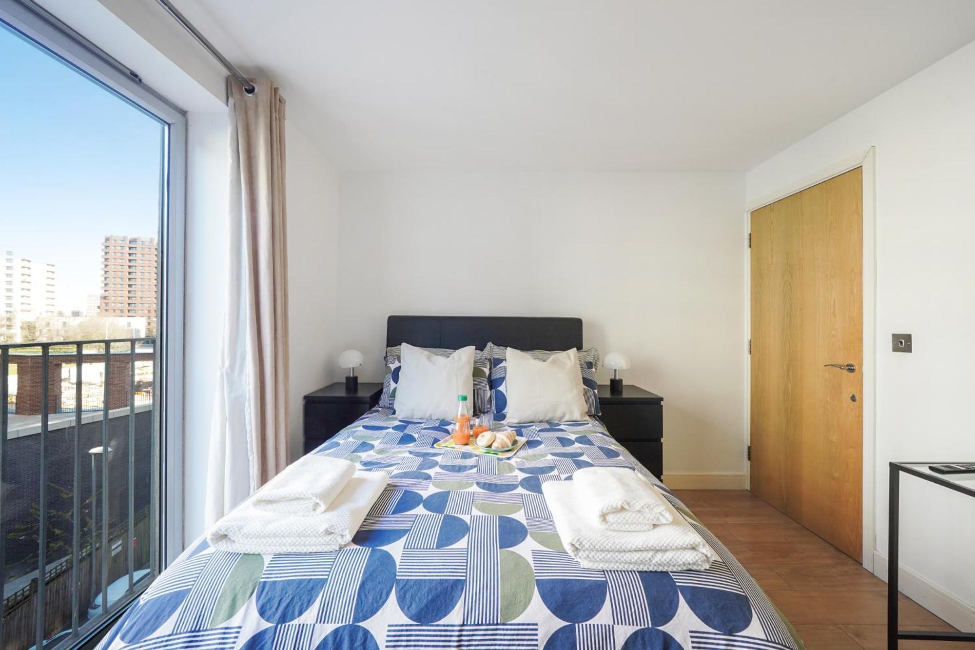 City Riverside - 2 Bedroom & Free Parking Баркінг Екстер'єр фото